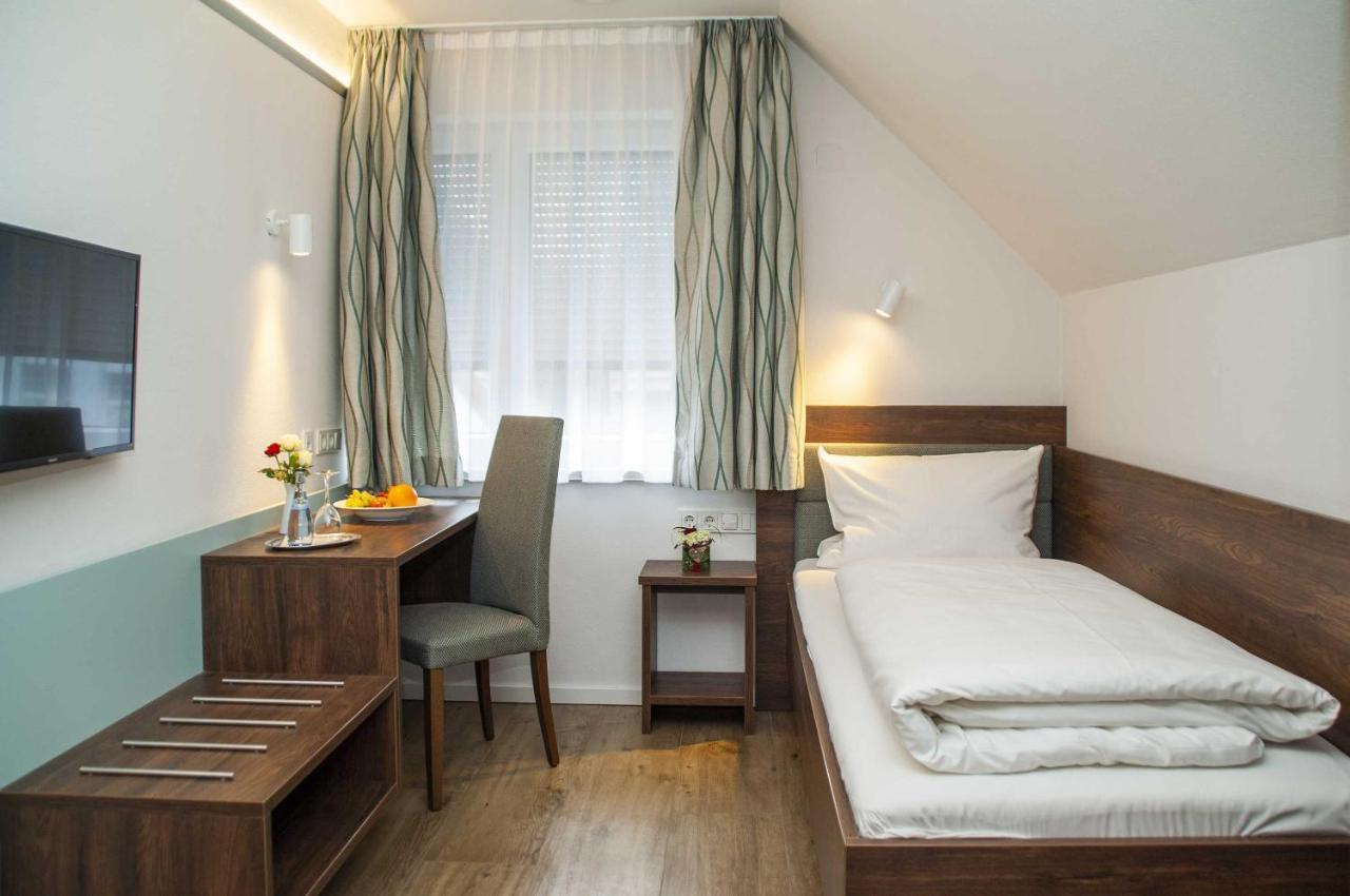 Hotel-Gasthof Krone غريدينغ المظهر الخارجي الصورة